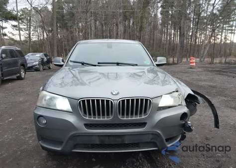 2014 BMW X3 xDrive28I z USA, uszkodzony, nr VIN 5UXWX9C5XE0D36538